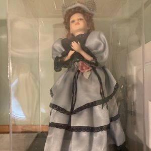 Porcelain doll collectable